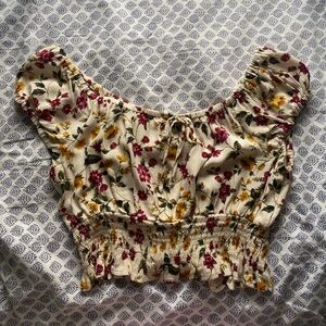 AMERICAN EAGLE FLORAL CROP TOP
